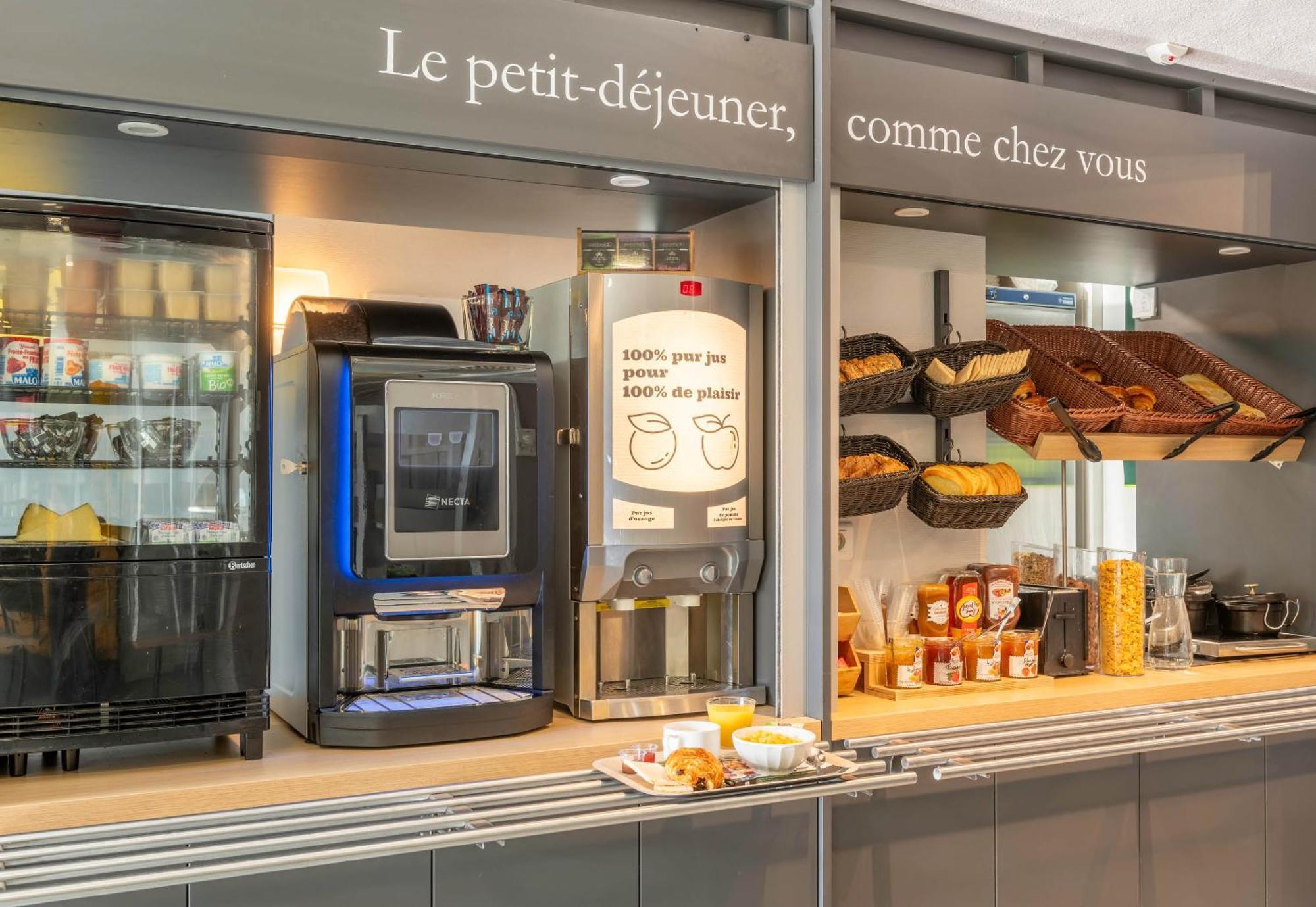 B&B Hotel Amiens Лонго Екстериор снимка