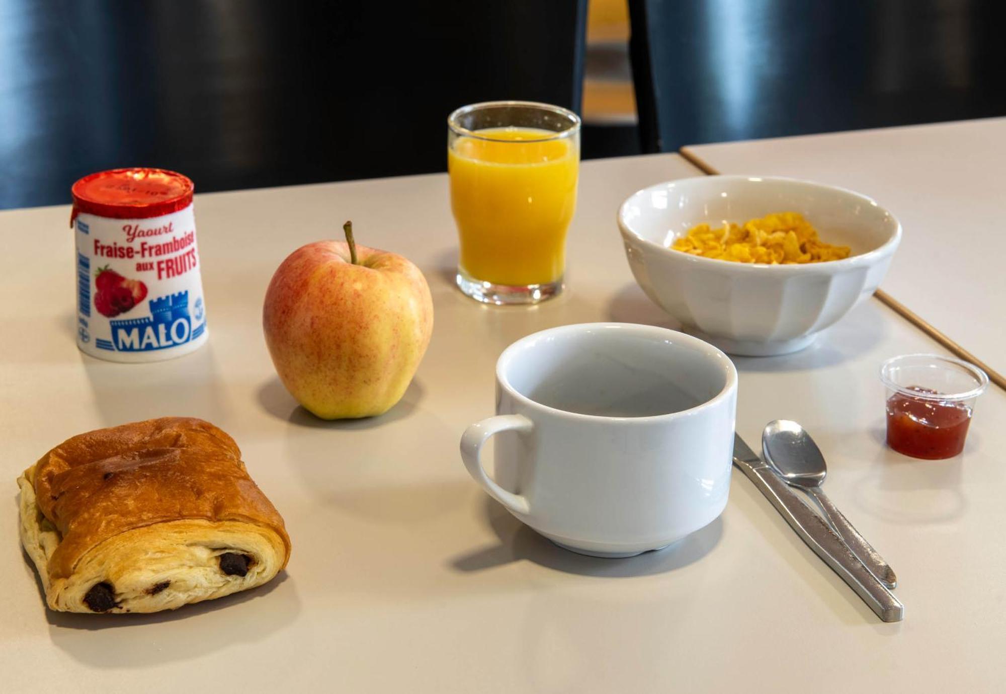 B&B Hotel Amiens Лонго Екстериор снимка